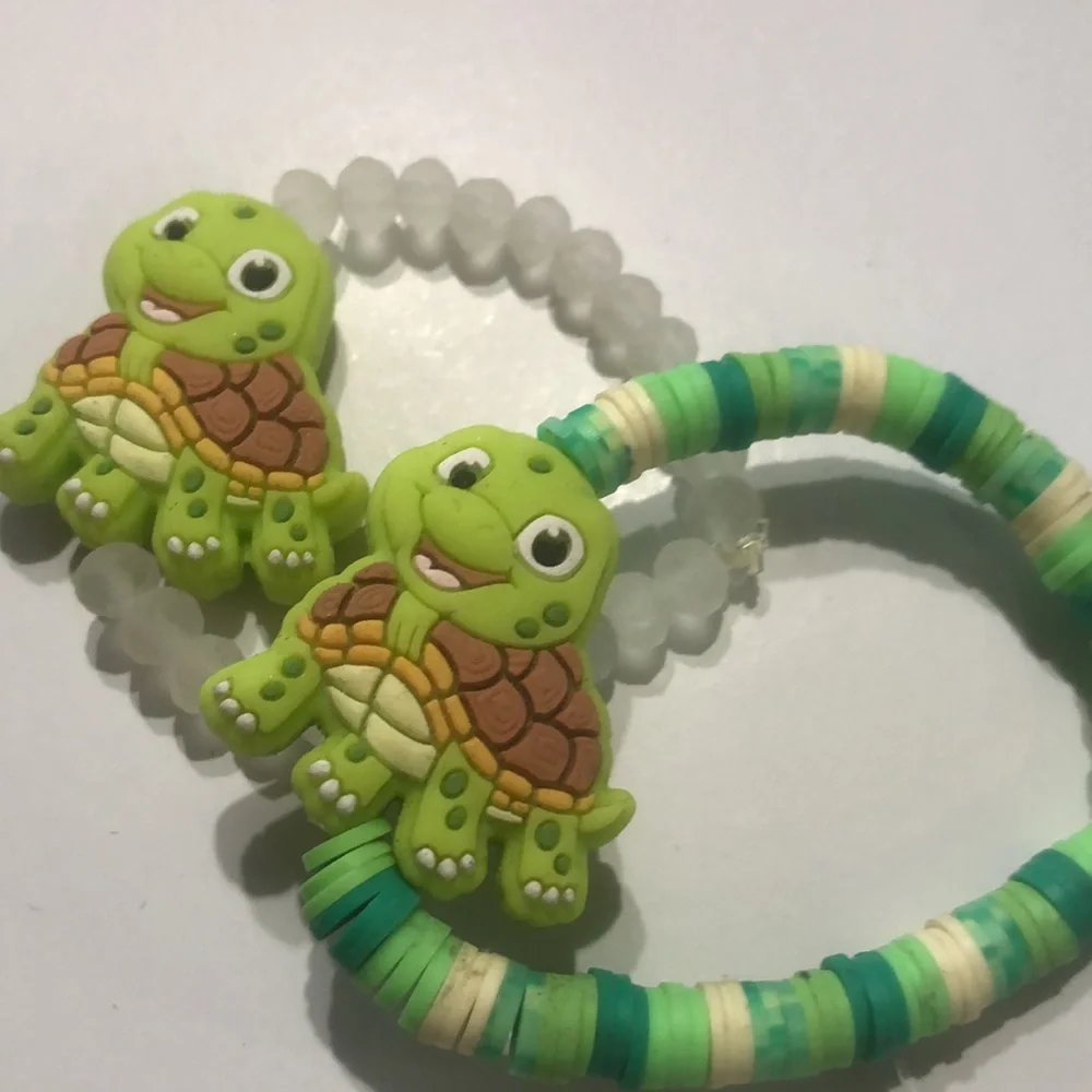 Kids Turtle Bracelet Set - Green and White